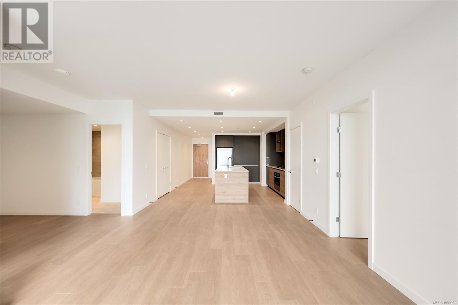 103 369 Tyee Rd, Victoria real estate listing 1000950 for sale