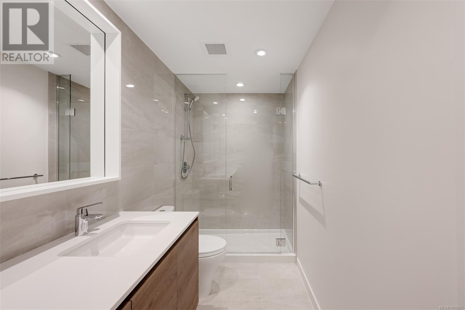 109 369 Tyee Rd, Victoria real estate listing 1000921 for sale