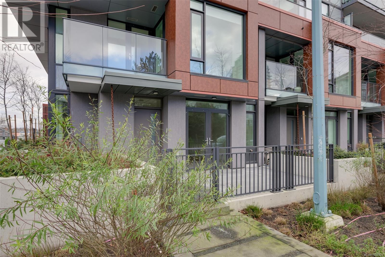 109 369 Tyee Rd, Victoria real estate listing 1000921 for sale