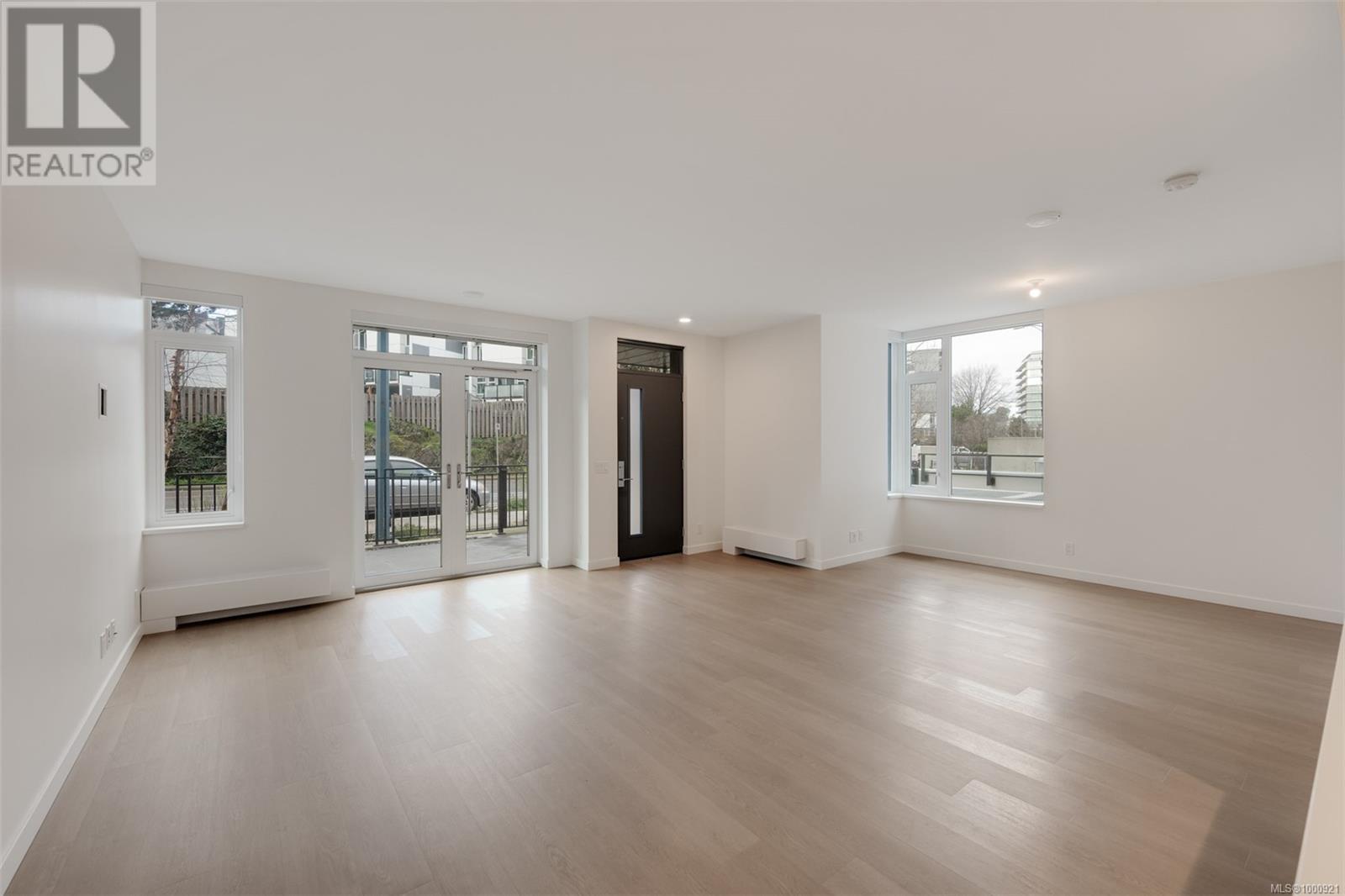 109 369 Tyee Rd, Victoria real estate listing 1000921 for sale