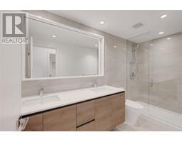 109 369 Tyee Rd, Victoria property photo listing 1000921 for sale
