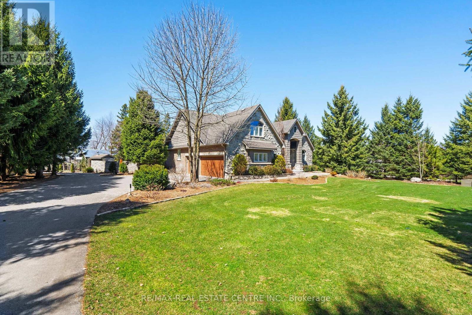 203 East River Road, Brant, Ontario  N0E 1N0 - Photo 5 - X12169909