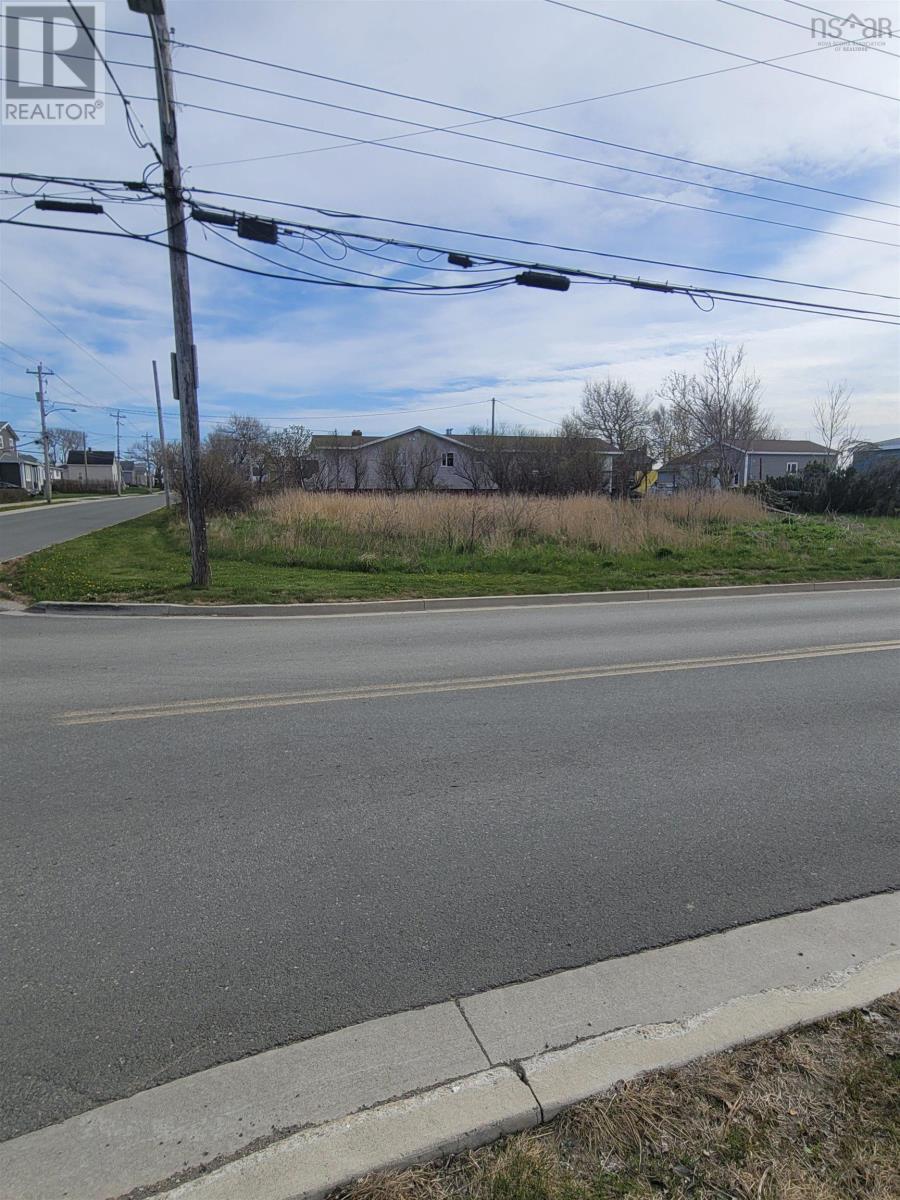 63 Connaught Avenue, Glace Bay, Nova Scotia  B1A 2T8 - Photo 2 - 202511413