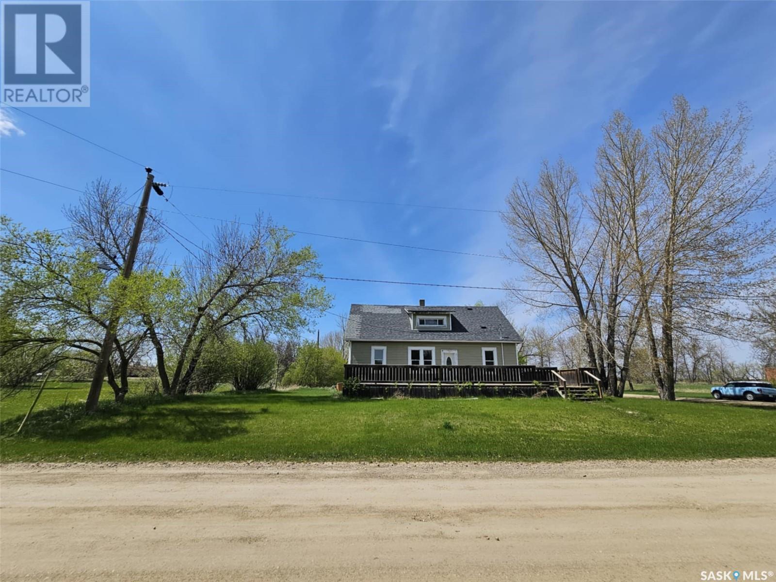 24 Walker Avenue, Yarbo, Saskatchewan  S0A 4V0 - Photo 1 - SK998794