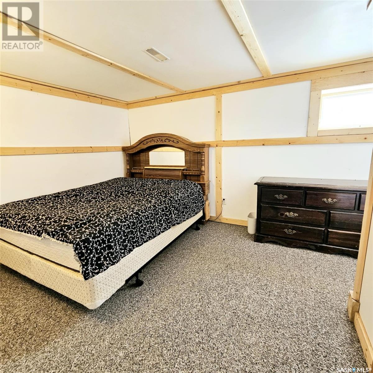24 Walker Avenue, Yarbo, Saskatchewan  S0A 4V0 - Photo 40 - SK998794