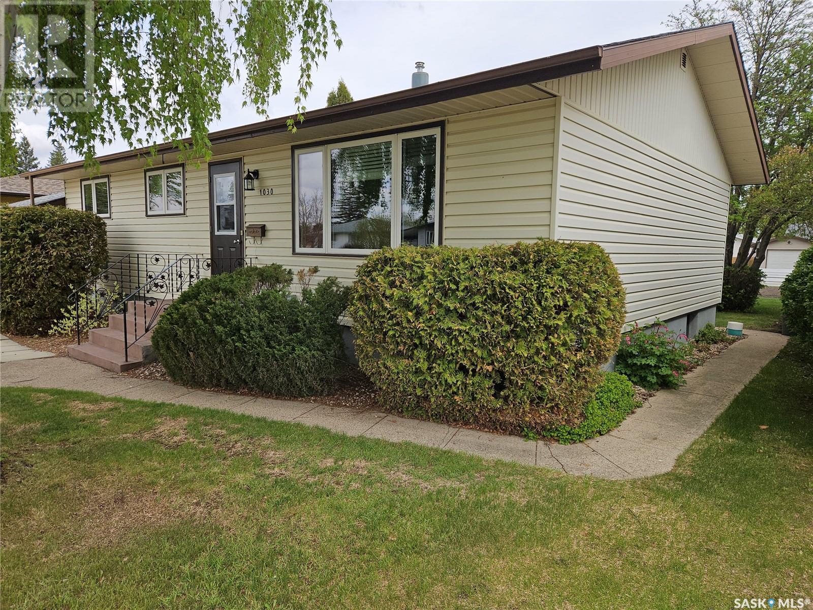 1030 13th Street, Humboldt, Saskatchewan  S0K 2A0 - Photo 3 - SK006921