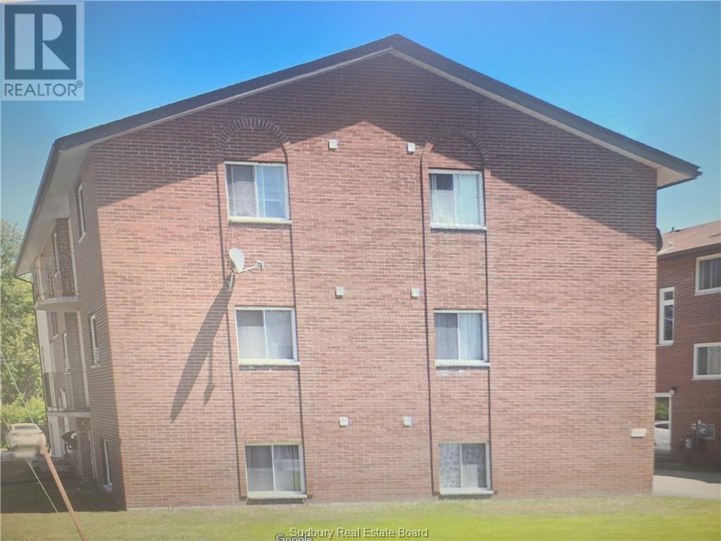 650 Barrydowne Road Unit# 1, Greater Sudbury, Ontario  P3A 3T5 - Photo 1 - 2122473