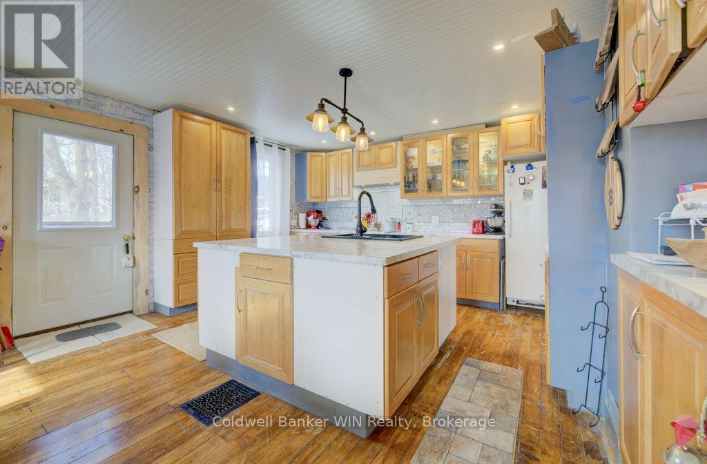 3095 Old Mill Street, Howick, Ontario  N0G 1V0 - Photo 5 - X12021608