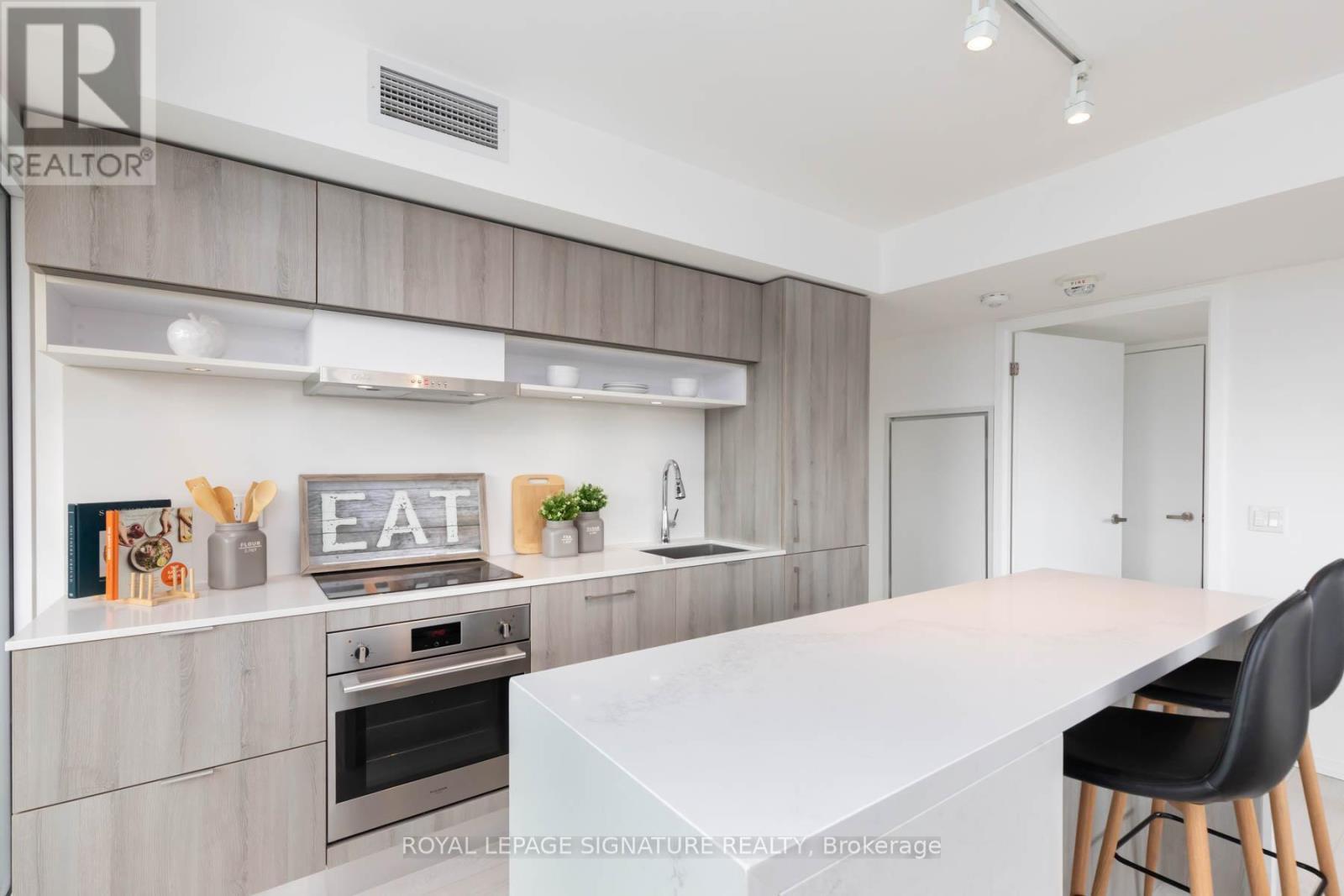 737 - 8 Hillsdale Avenue, Toronto, Ontario  M4S 0B1 - Photo 8 - C12169899
