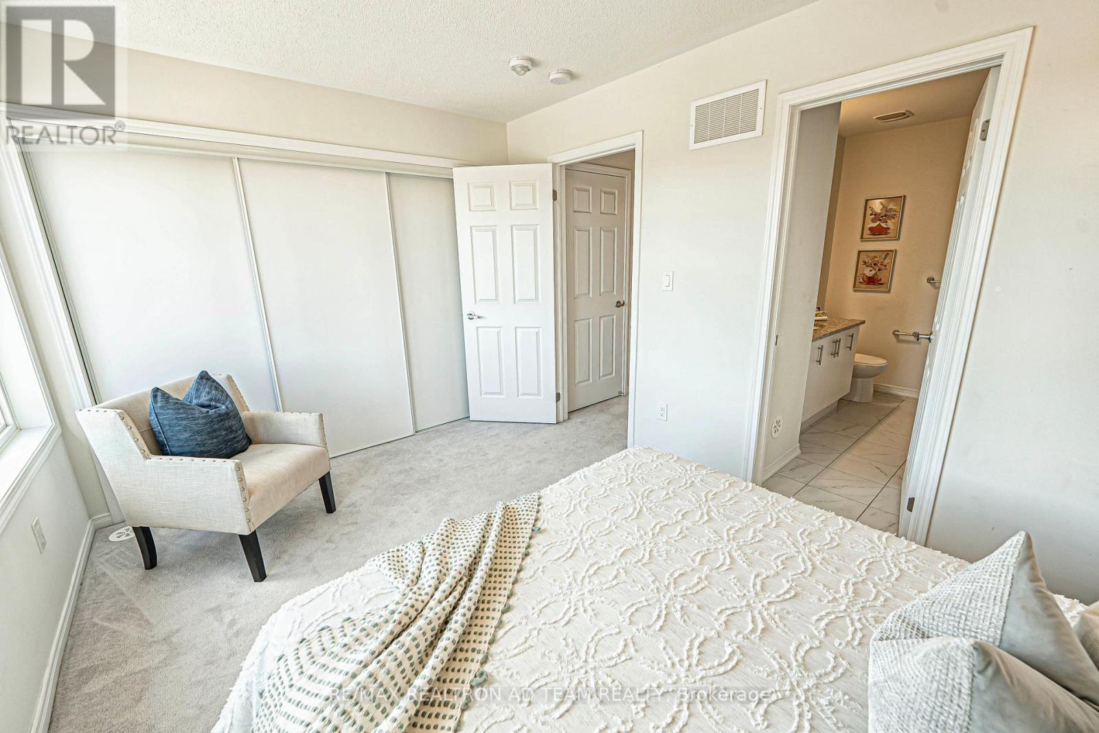 205 Royal Northern Path, Oshawa, Ontario  L1L 0R6 - Photo 18 - E12169919