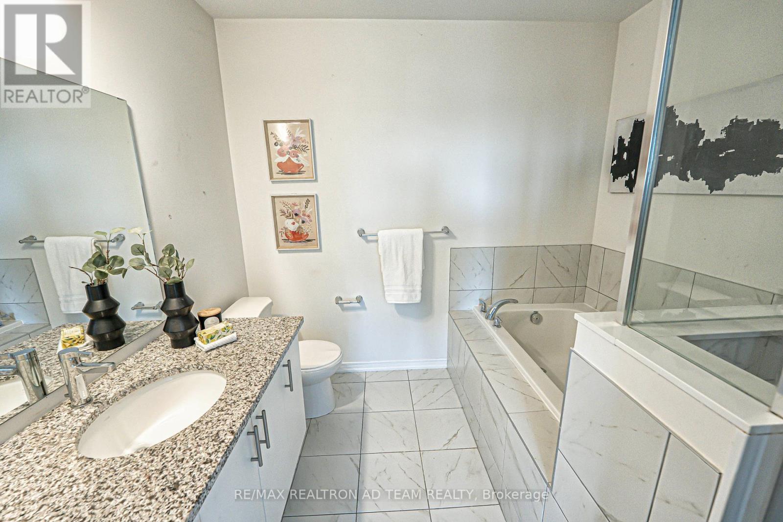 205 Royal Northern Path, Oshawa, Ontario  L1L 0R6 - Photo 19 - E12169919