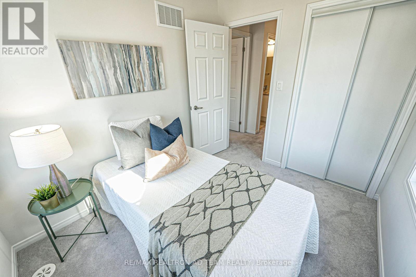 205 Royal Northern Path, Oshawa, Ontario  L1L 0R6 - Photo 25 - E12169919