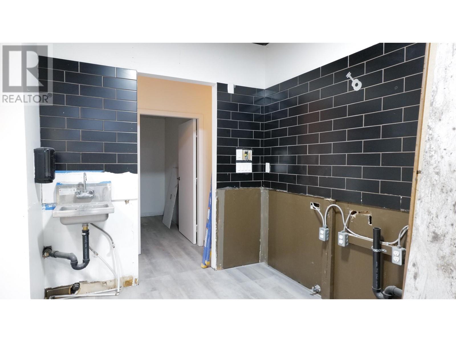 3103 32 Street, Vernon, British Columbia  V1T 2L9 - Photo 20 - 10349079