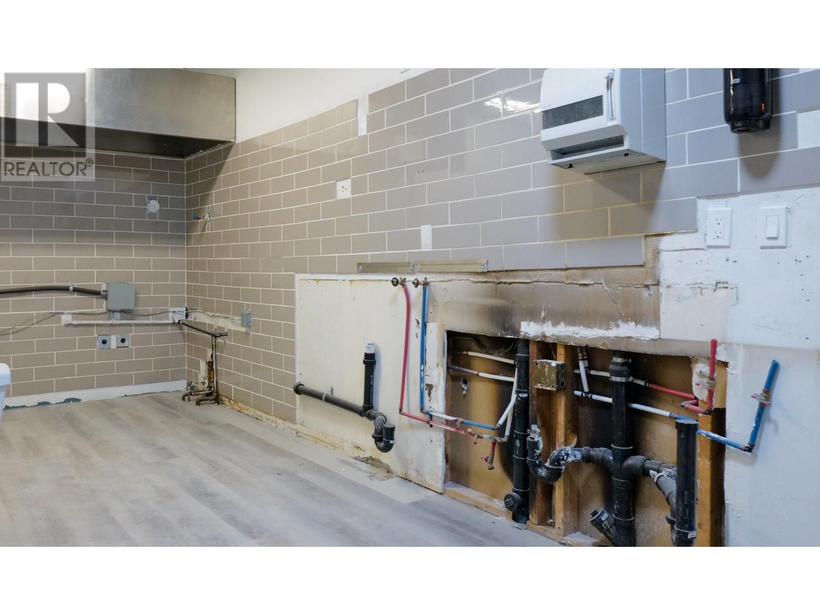 3103 32 Street, Vernon, British Columbia  V1T 2L9 - Photo 27 - 10349079