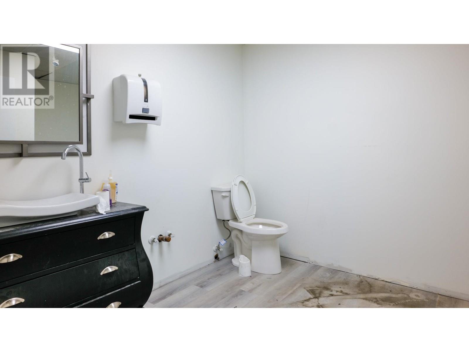 3103 32 Street, Vernon, British Columbia  V1T 2L9 - Photo 34 - 10349079