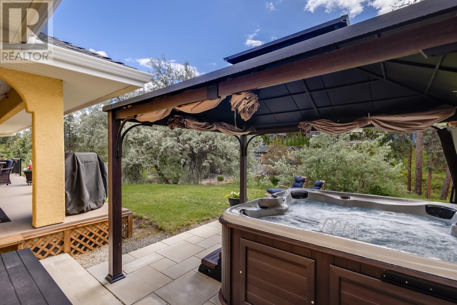 471 Okaview Road, Kelowna, British Columbia  V1W 4M1 - Photo 32 - 10347565