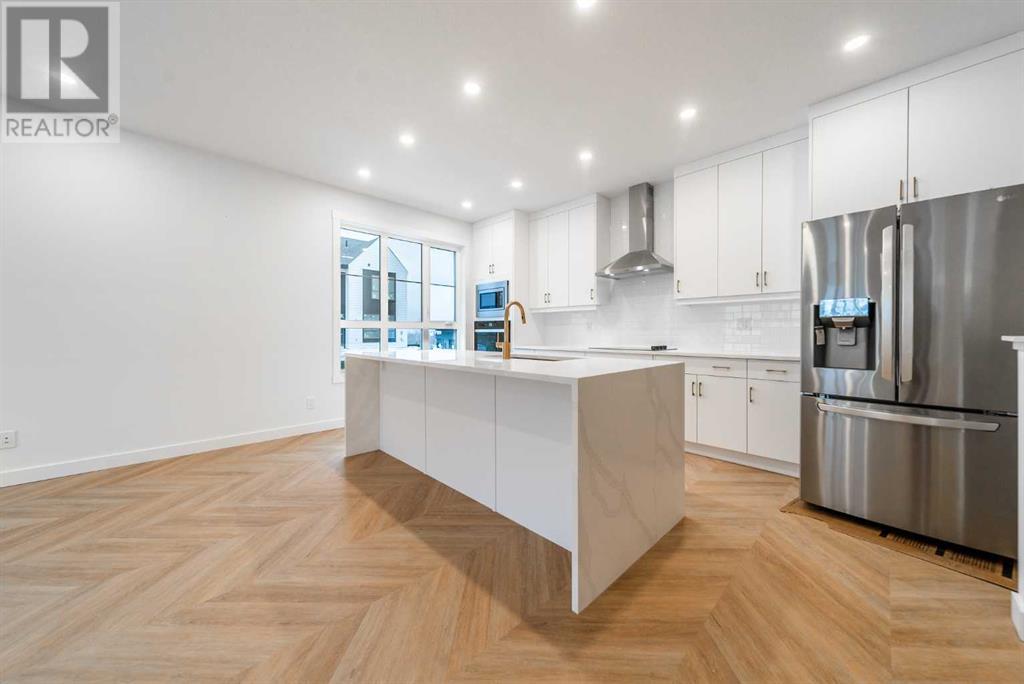 Property at 618 Sovereign Common SW image 3
