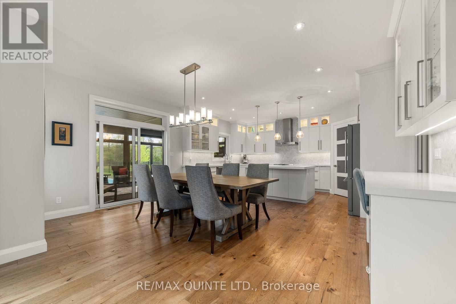 39 Woodland Trail, Prince Edward County, Ontario  K8N 4Z1 - Photo 12 - X12169988