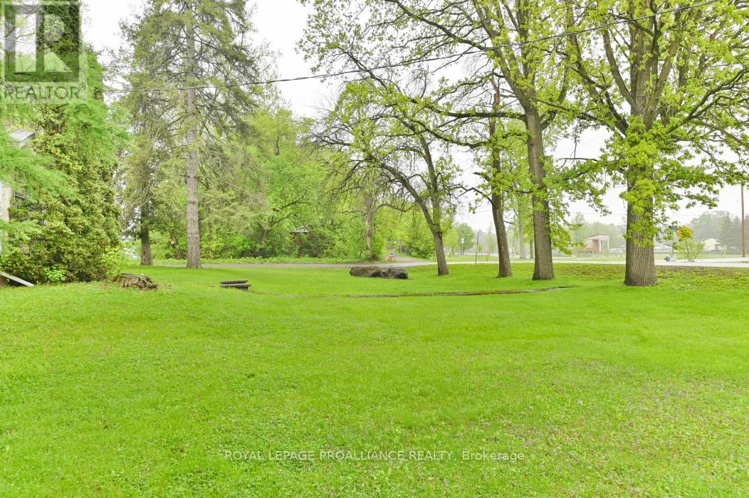 3 Louisa Street, Tweed, Ontario  K0K 3J0 - Photo 25 - X12170043
