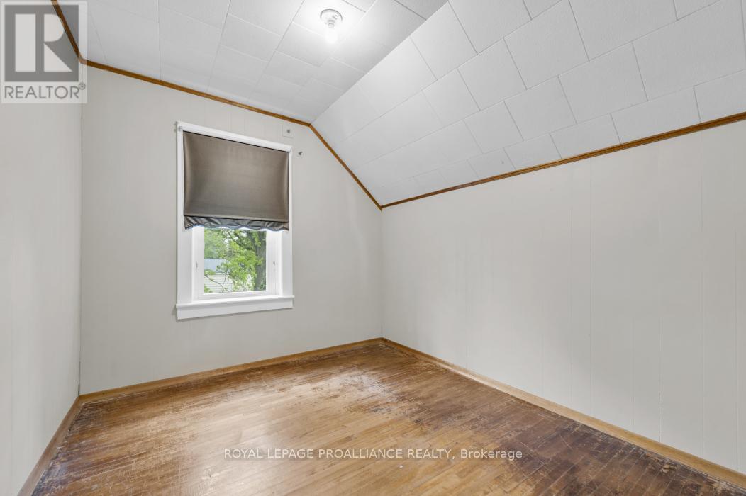 3 Louisa Street, Tweed, Ontario  K0K 3J0 - Photo 33 - X12170043