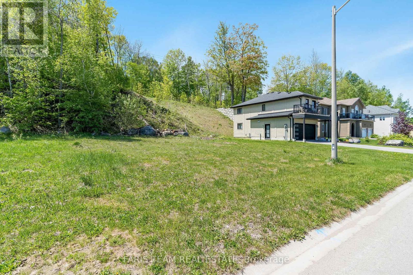 722 Aberdeen Boulevard, Midland, Ontario  L4R 5P1 - Photo 4 - S12169863