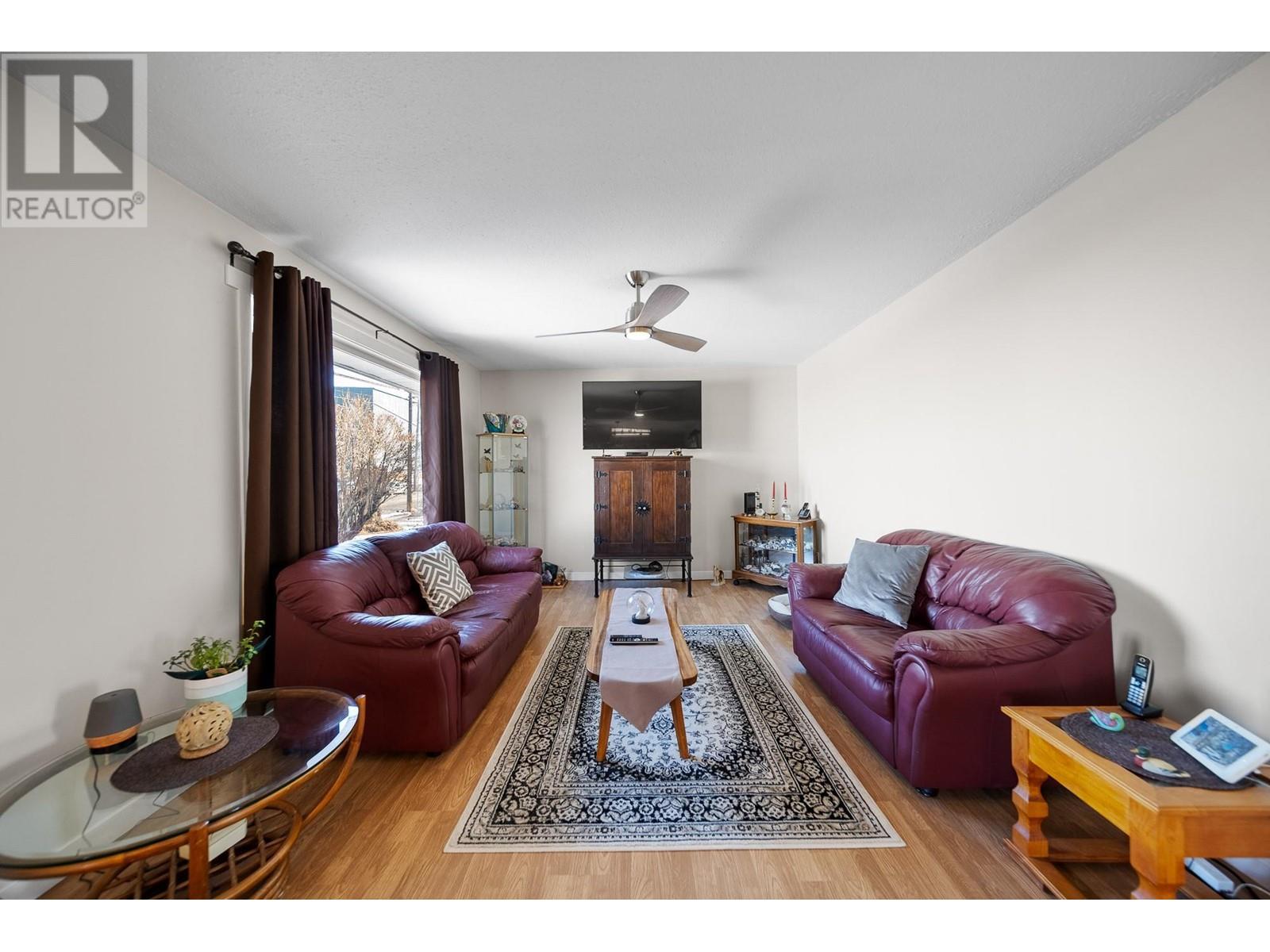 2464 Quilchena Avenue, Merritt, British Columbia  V1K 1B8 - Photo 4 - 10336407