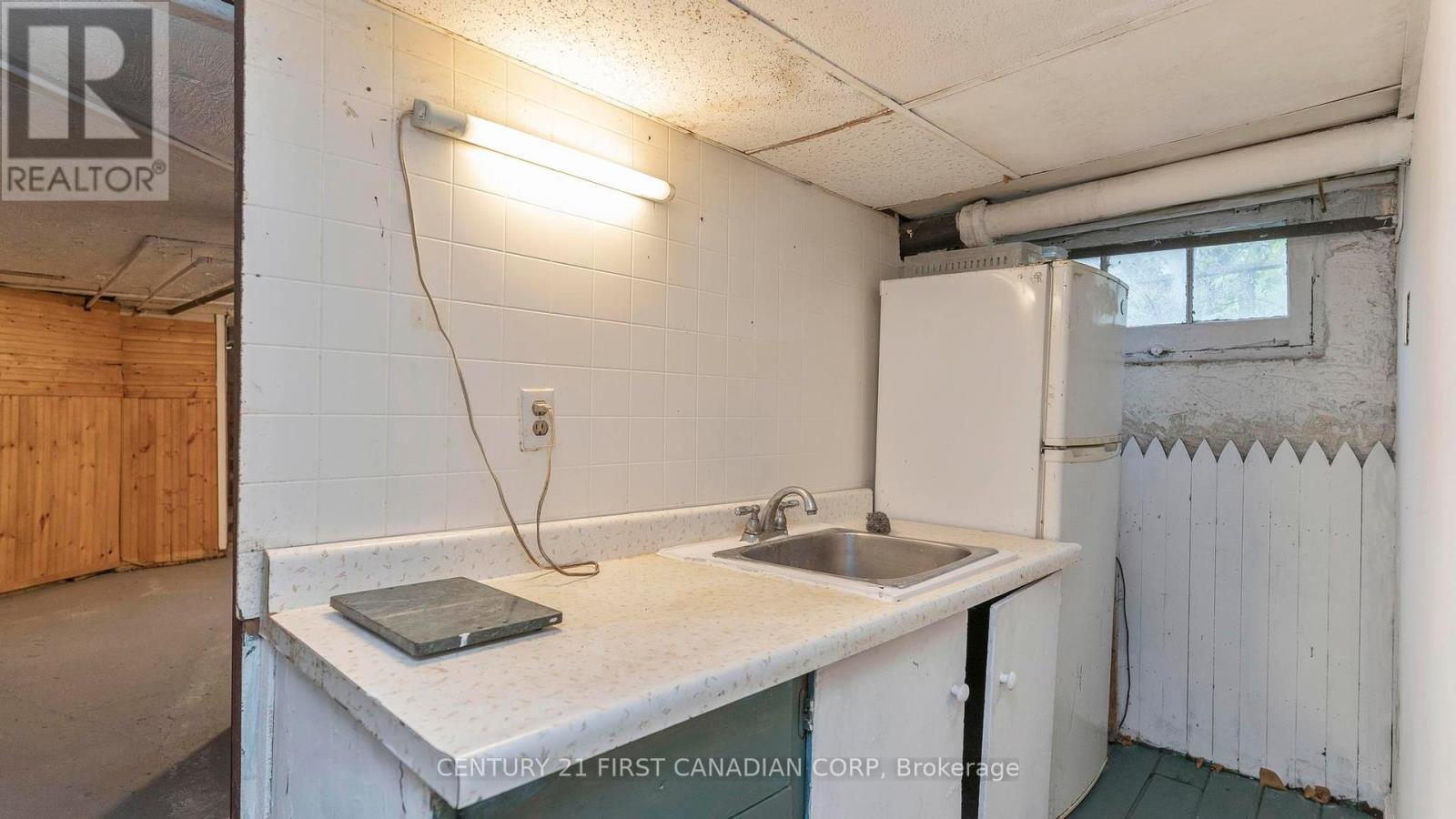 181 Wildwood Avenue, London South, Ontario  N6J 1B1 - Photo 26 - X12169998