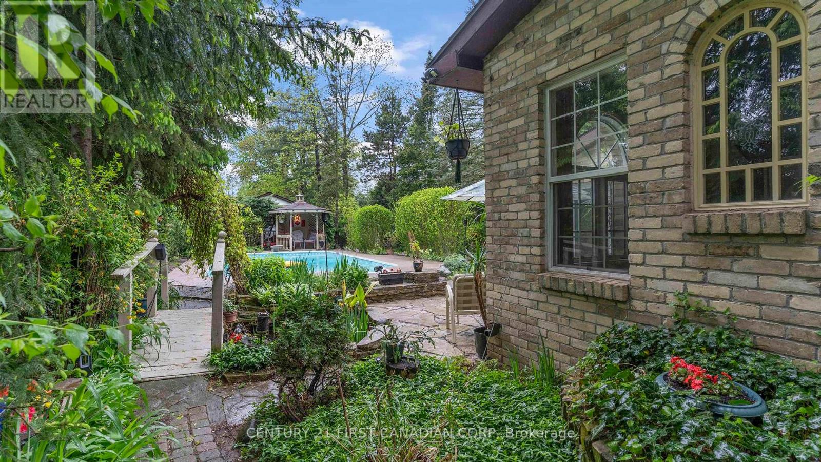 181 Wildwood Avenue, London South, Ontario  N6J 1B1 - Photo 32 - X12169998