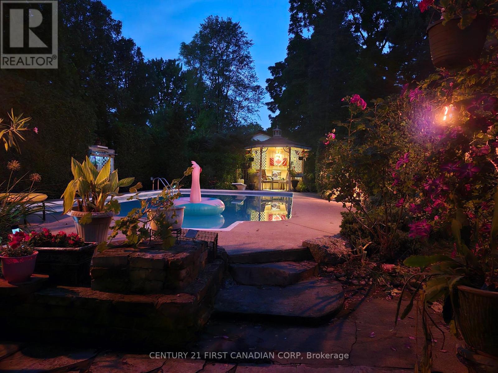 181 Wildwood Avenue, London South, Ontario  N6J 1B1 - Photo 36 - X12169998