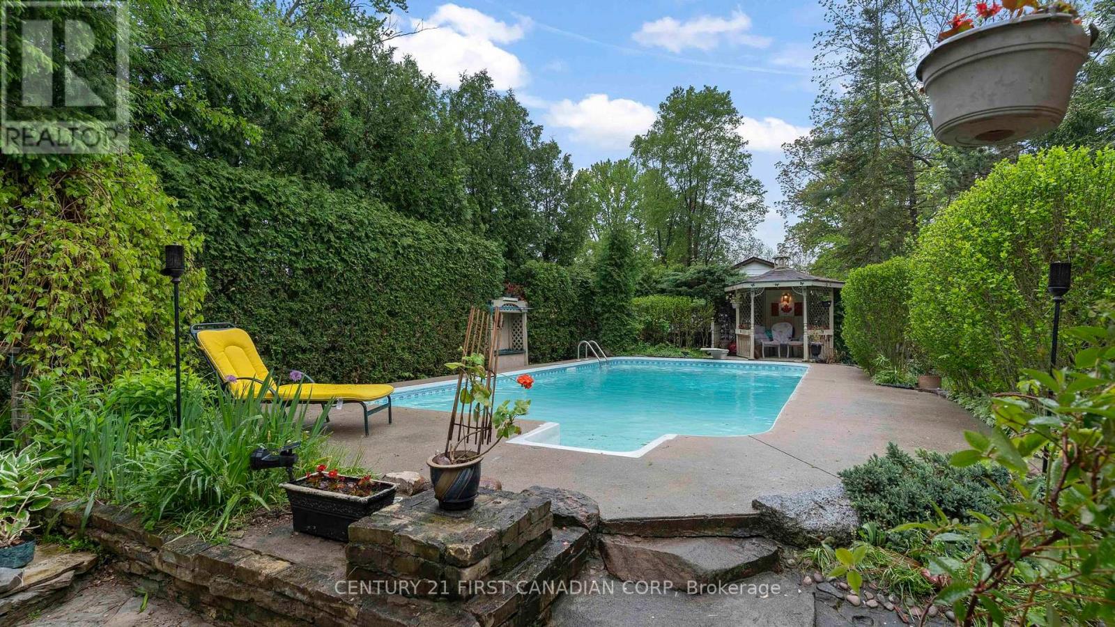 181 Wildwood Avenue, London South, Ontario  N6J 1B1 - Photo 37 - X12169998