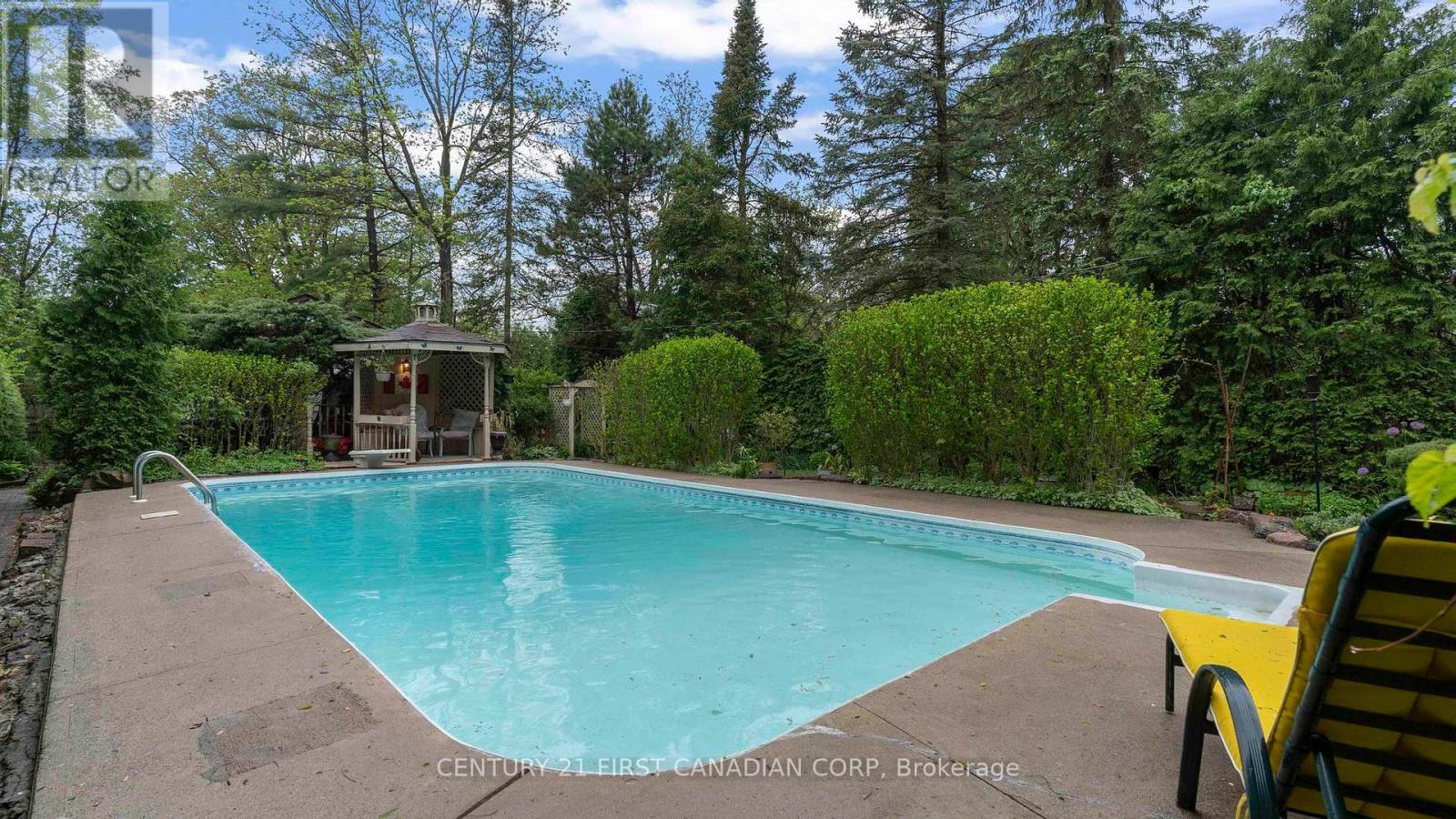 181 Wildwood Avenue, London South, Ontario  N6J 1B1 - Photo 38 - X12169998