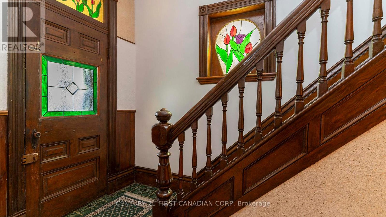 181 Wildwood Avenue, London South, Ontario  N6J 1B1 - Photo 4 - X12169998
