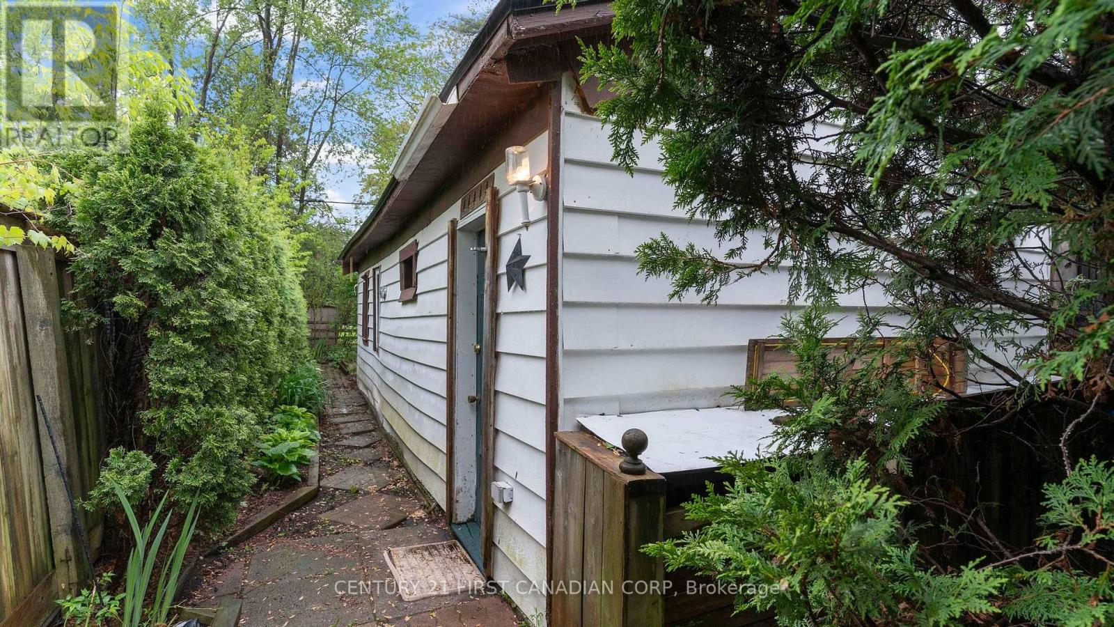 181 Wildwood Avenue, London South, Ontario  N6J 1B1 - Photo 43 - X12169998