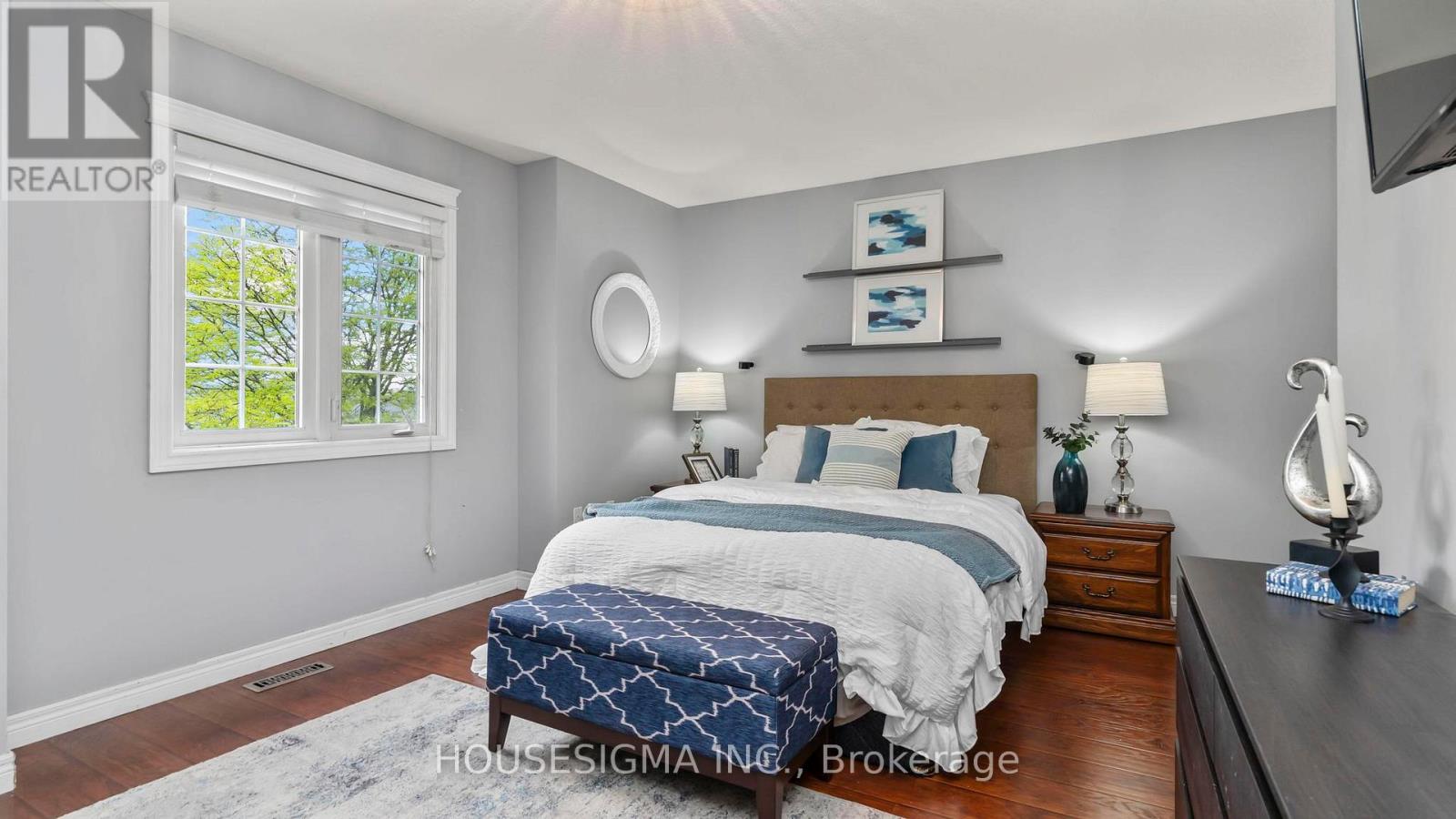 Photo 21 of 42 for 21 Goldenrod Court