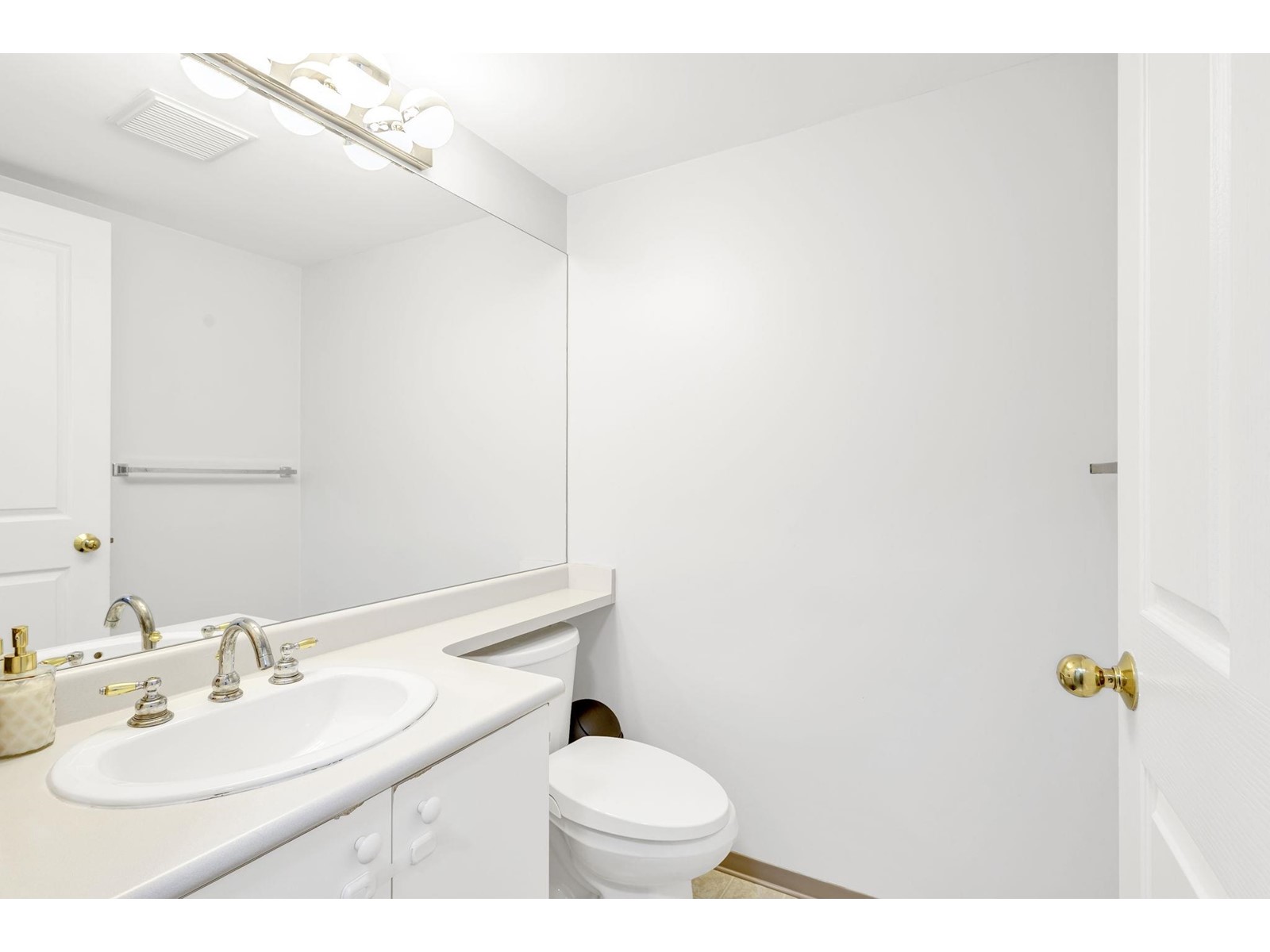 19 9977 138 STREET, Surrey real estate listing R3006404 for sale