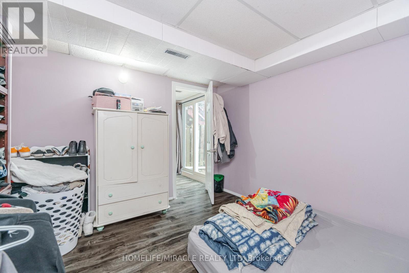 62 Elmvale Avenue, Brampton, Ontario  L6Z 1A5 - Photo 30 - W12169804
