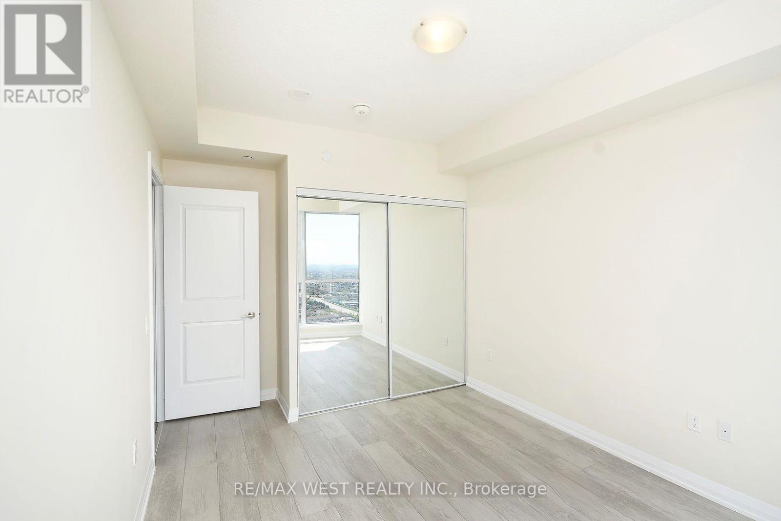 2915 - 35 Watergarden Drive, Mississauga, Ontario  L5R 0G8 - Photo 8 - W12169827