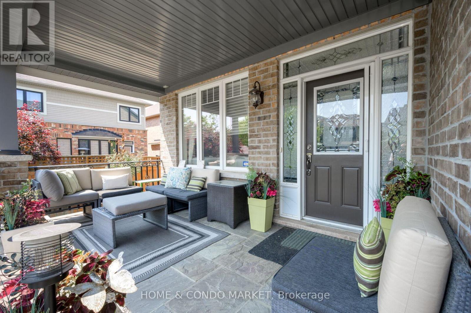 Property at 31 COTTONFIELD CIRCLE image 3