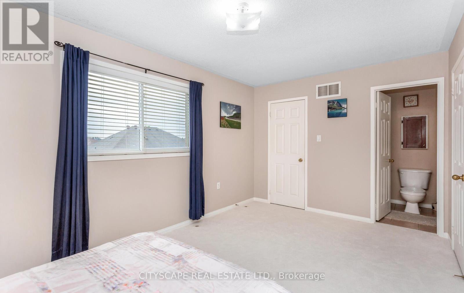 6607 Jazzy Mews, Mississauga, Ontario  L5W 1S2 - Photo 23 - W12169854
