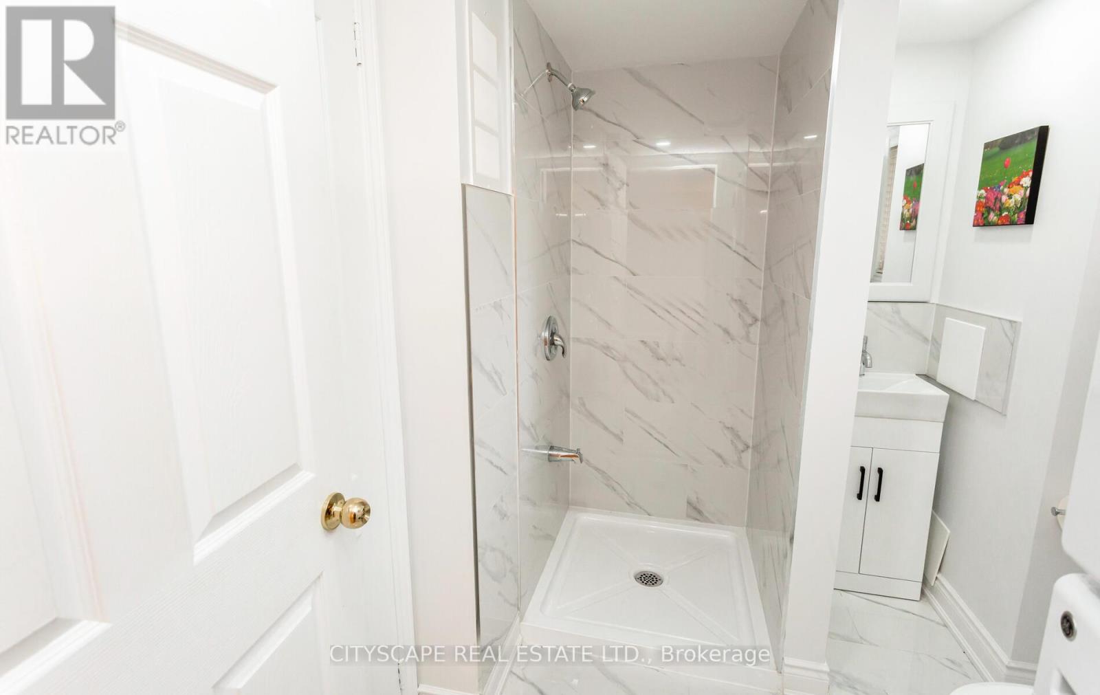 6607 Jazzy Mews, Mississauga, Ontario  L5W 1S2 - Photo 39 - W12169854
