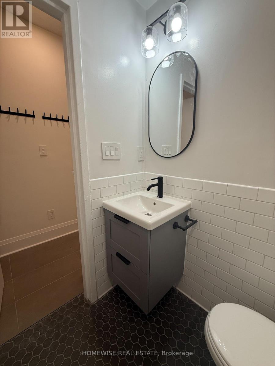 105 - 1 Triller Avenue, Toronto, Ontario  M6K 3B7 - Photo 6 - W12169868