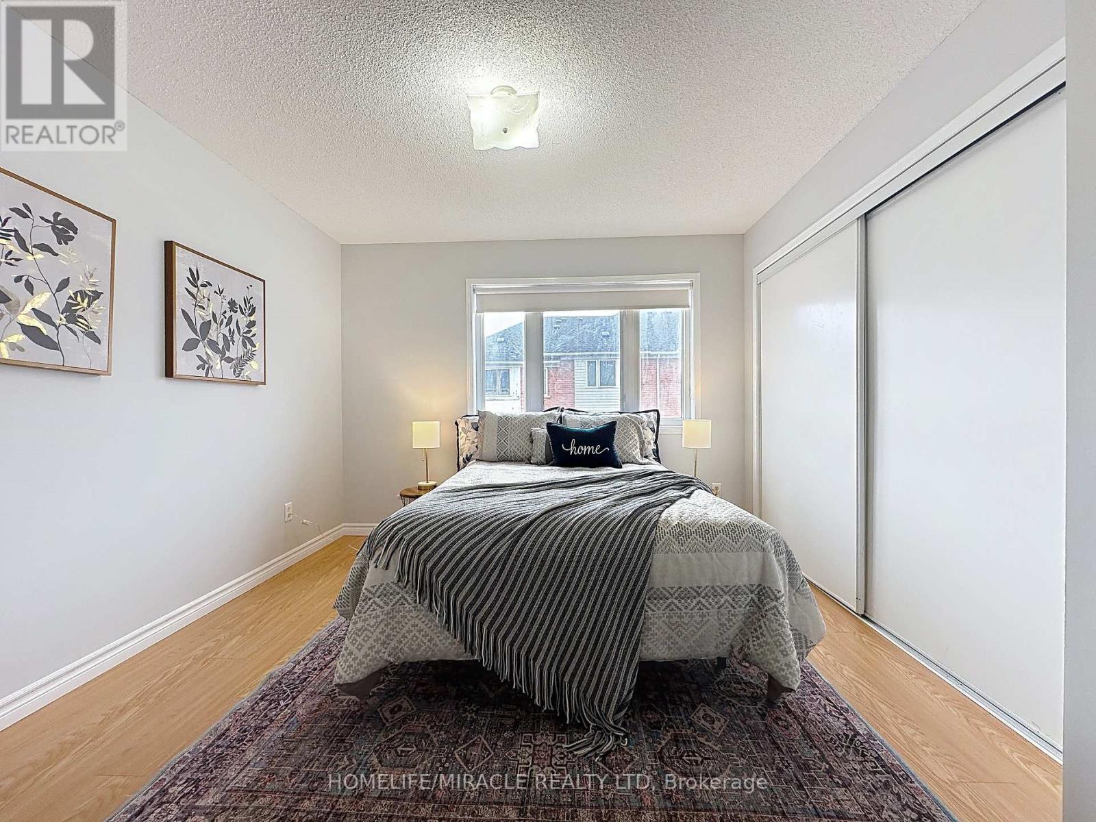7081 Fairmeadow Crescent, Mississauga, Ontario  L5N 8R6 - Photo 12 - W12169875