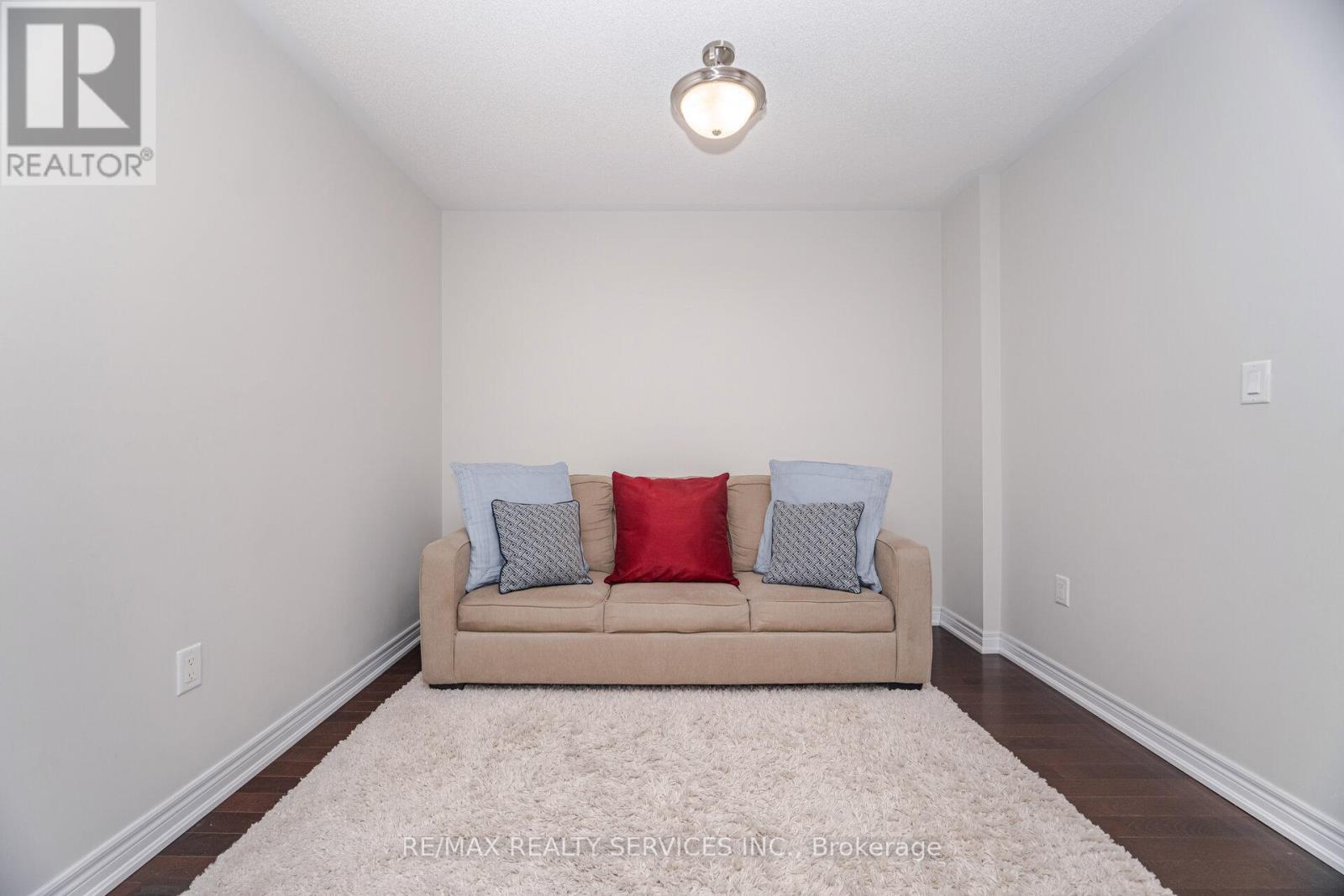 42 Abigail Crescent, Caledon, Ontario  L7L 2J3 - Photo 22 - W12169920