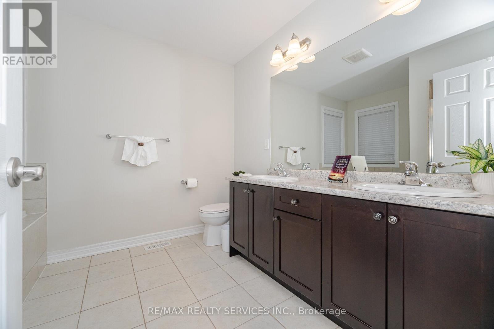 42 Abigail Crescent, Caledon, Ontario  L7L 2J3 - Photo 27 - W12169920