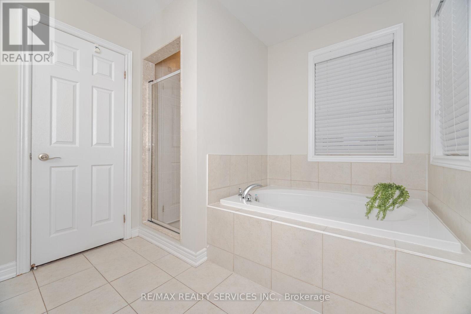 42 Abigail Crescent, Caledon, Ontario  L7L 2J3 - Photo 28 - W12169920
