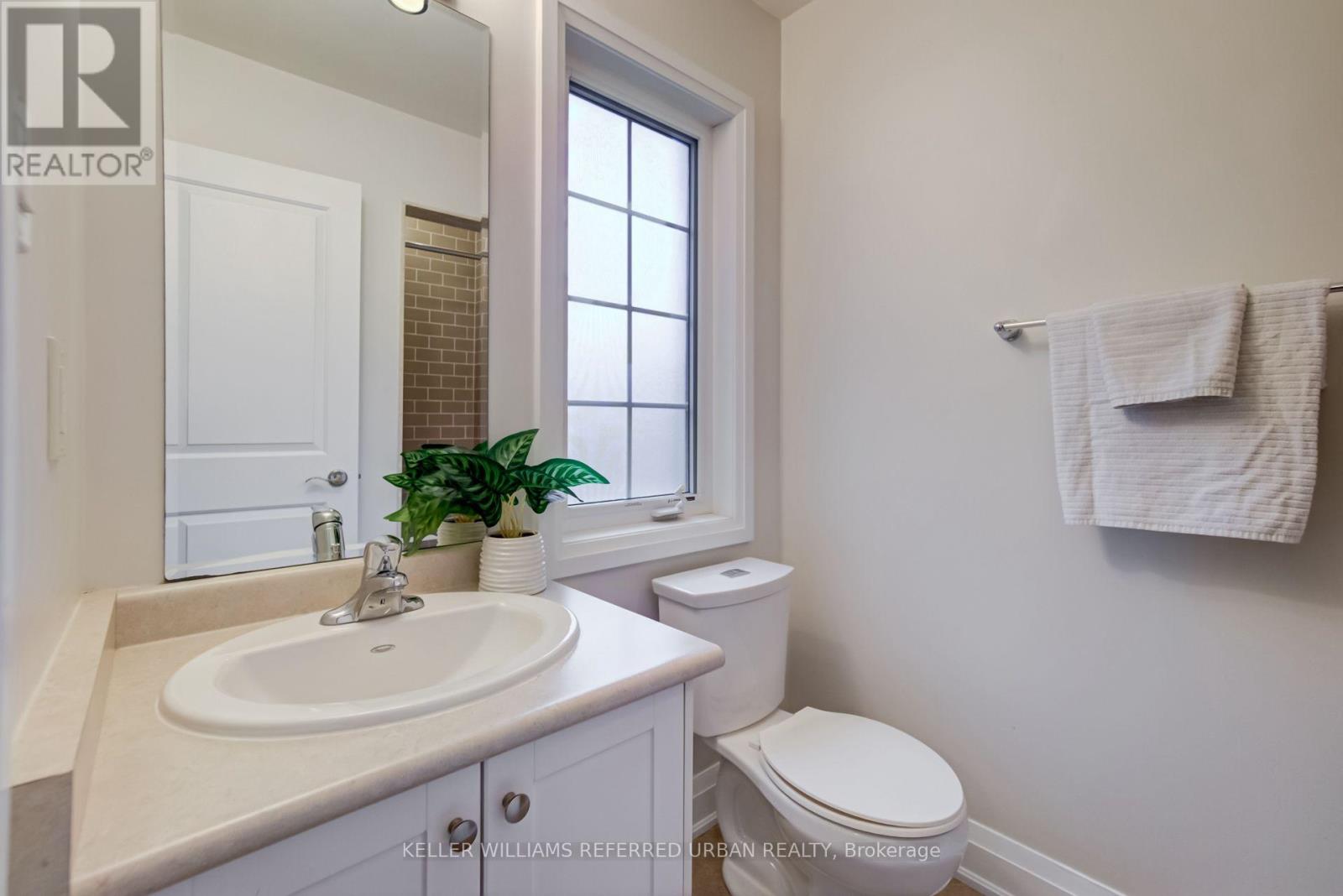 68 Raffeix Lane, Toronto, Ontario  M5A 3P1 - Photo 34 - C12162790