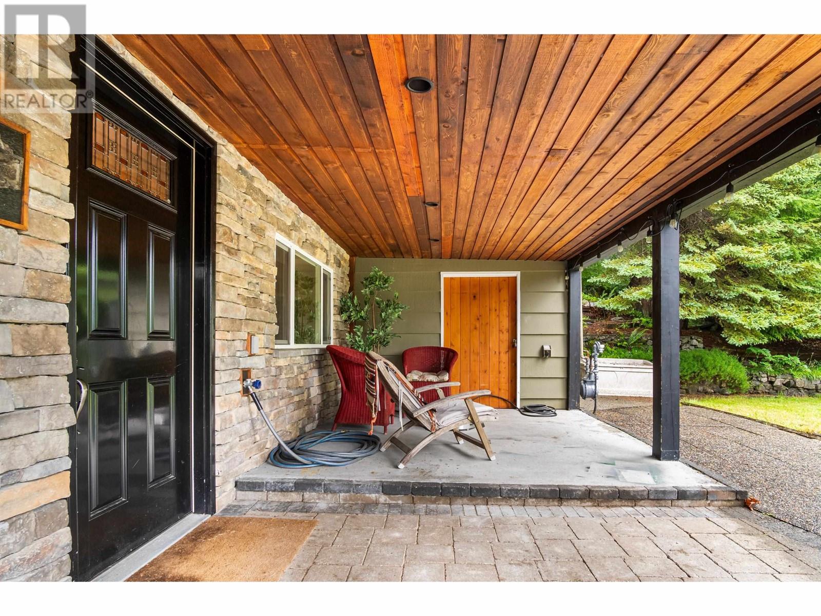 2591 Caledonia Avenue, North Vancouver, British Columbia  V7G 1T8 - Photo 39 - R3006470