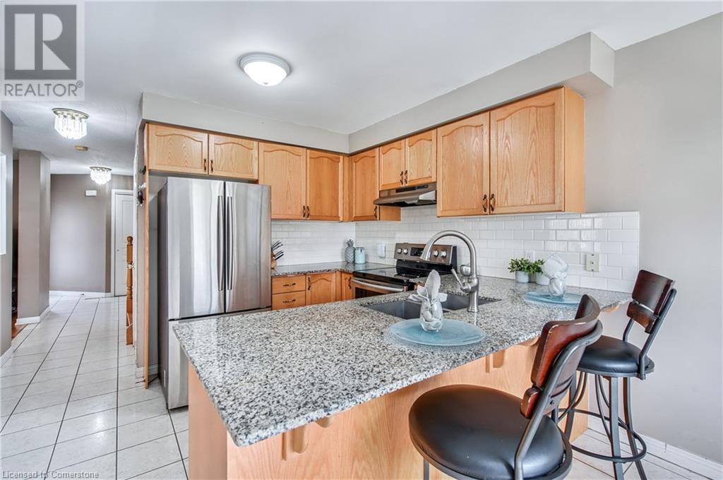 24 Diamond Court, Hamilton, Ontario  L9C 7V5 - Photo 10 - 40721514