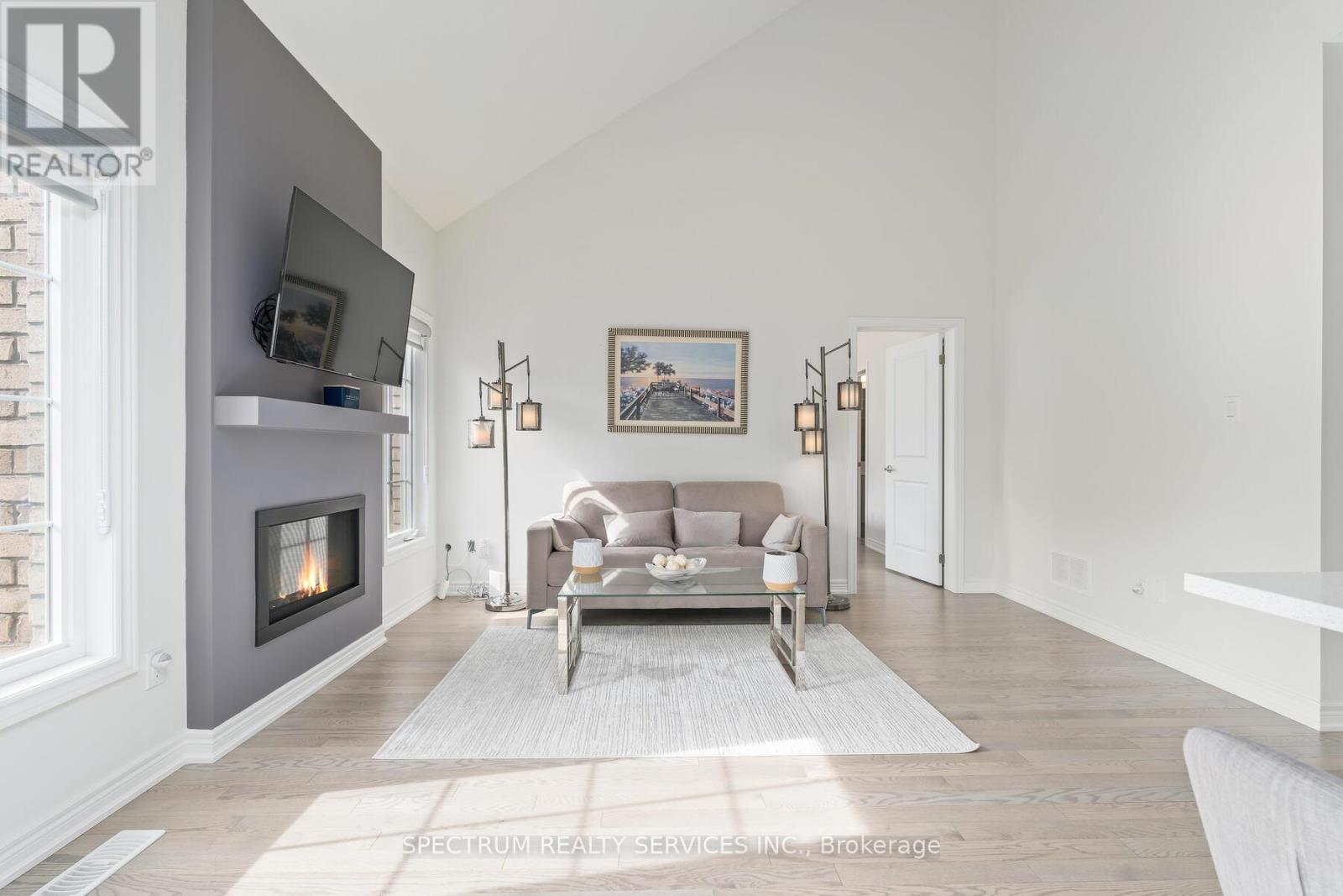50 - 4 Clermiston Crescent, Brampton, Ontario  L6R 4C7 - Photo 10 - W12054620