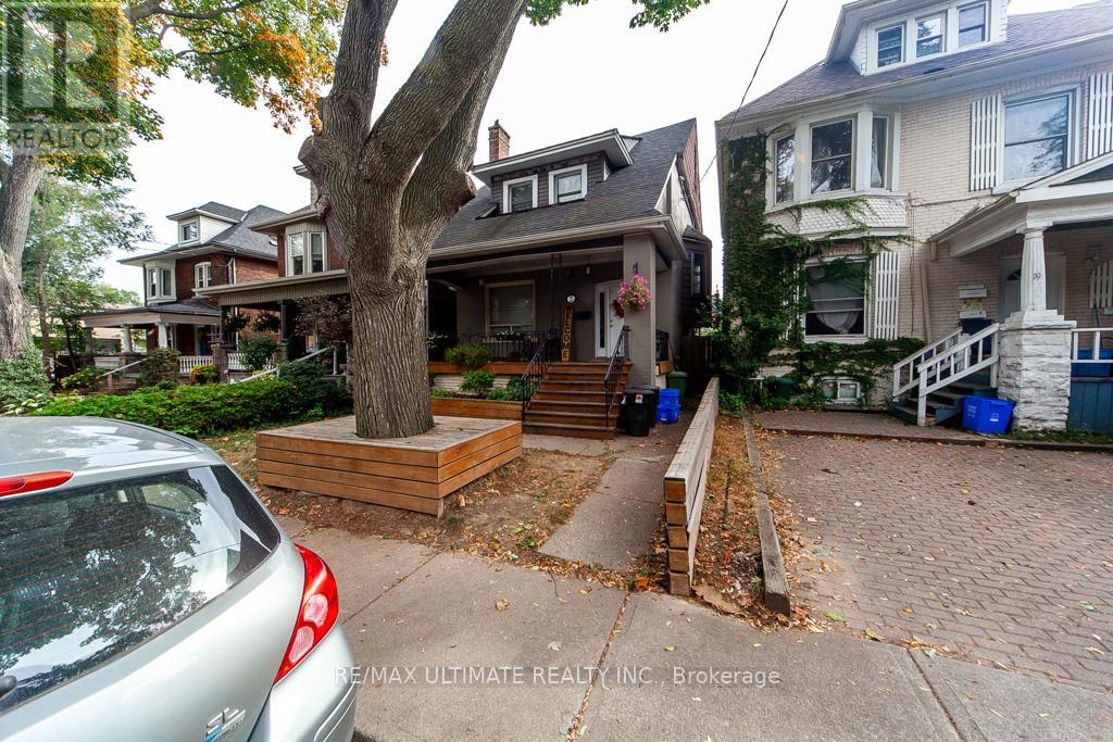 17 Fairleigh Avenue S, Hamilton, Ontario  L8M 2K1 - Photo 13 - X12169835